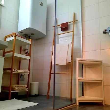 Spacious 63qm Flat Private Balcony *