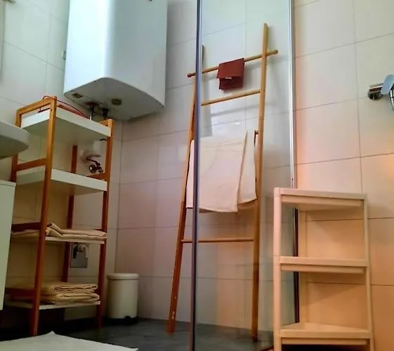 Spacious 63qm Flat Private Balcony *